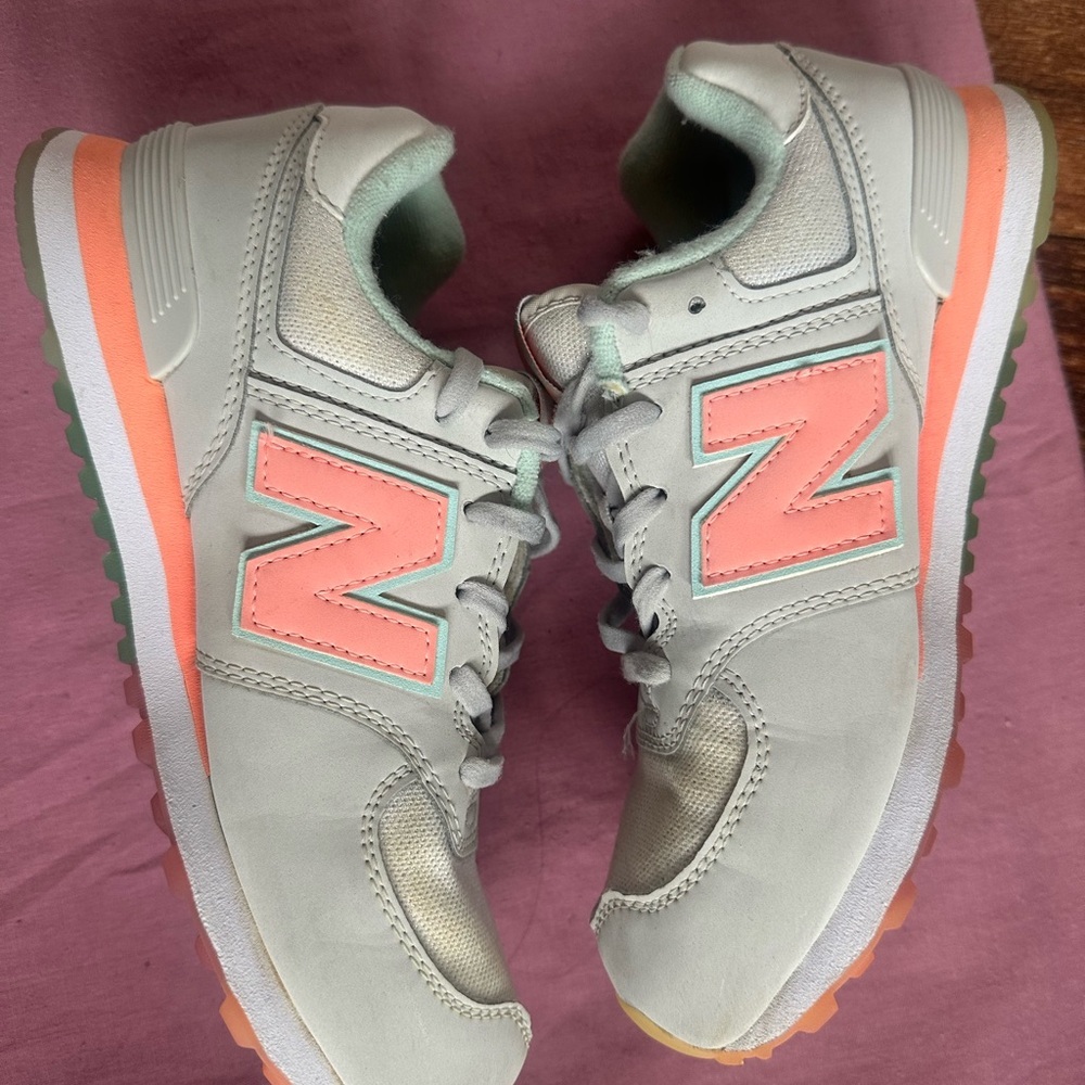 New Balance Women's Sneakers in Gray and Coral